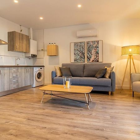 Apartamentos El Patio Plaza Santa Clara Caces Eksteriør bilde