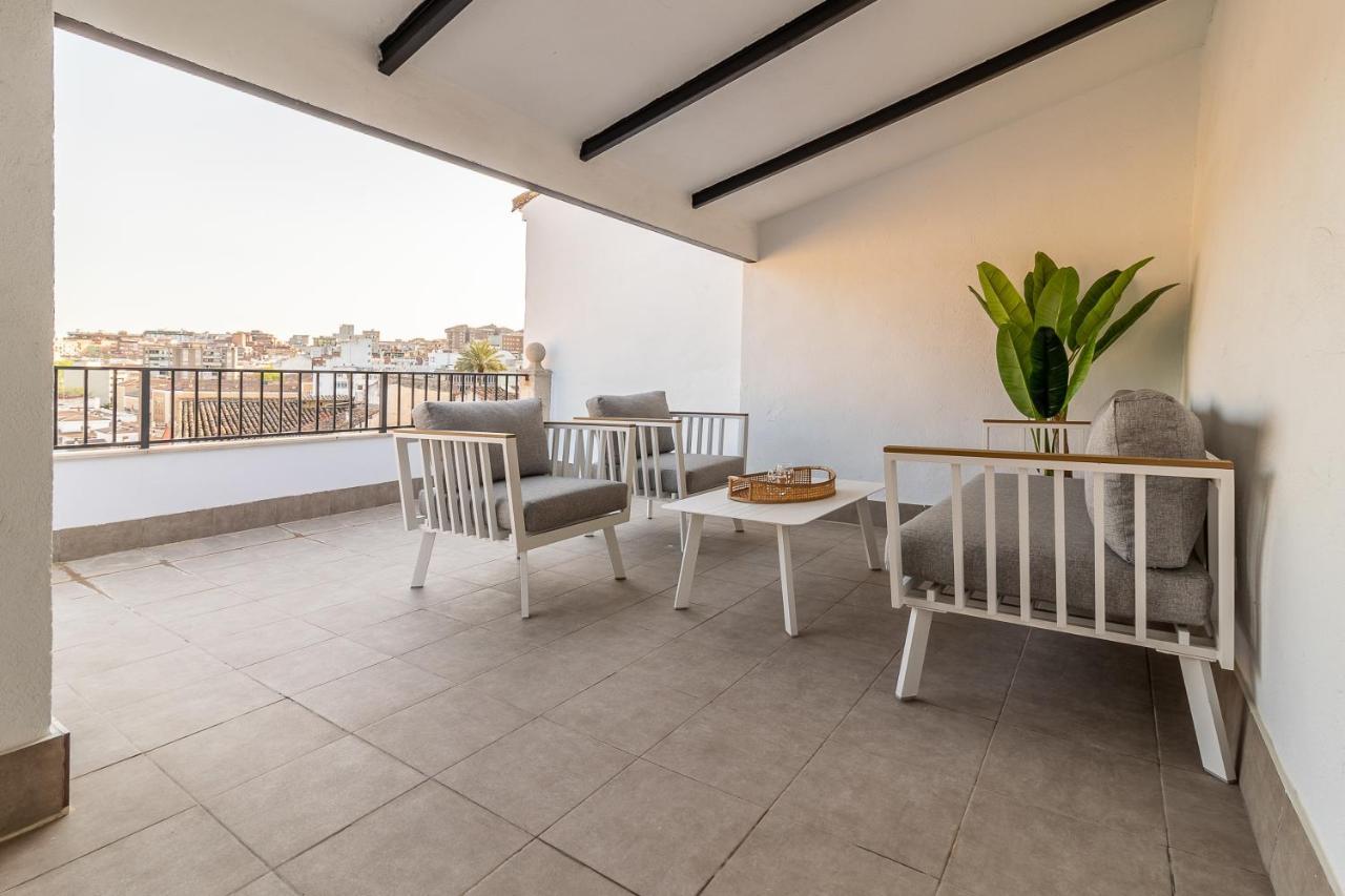 Apartamentos El Patio Plaza Santa Clara Caces Eksteriør bilde
