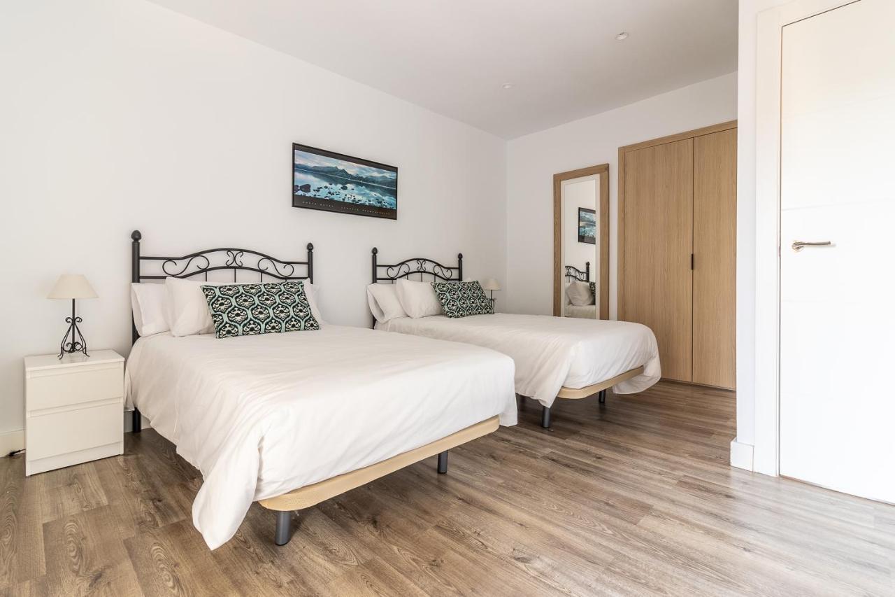 Apartamentos El Patio Plaza Santa Clara Caces Eksteriør bilde